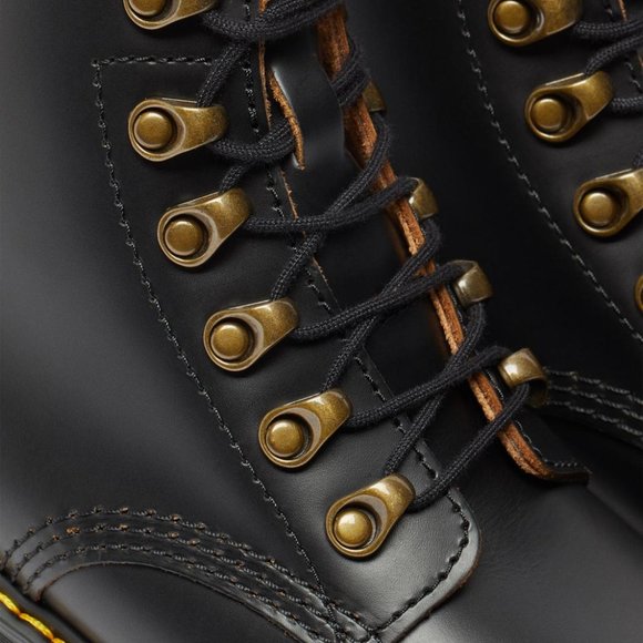 Dr. Martens Women's Leona Vintage Smooth Leather Heeled Boot - Picture 3 of 15